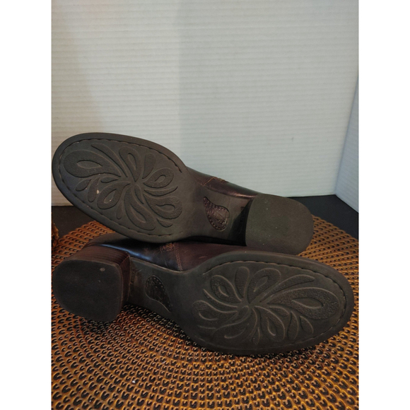 Born Kenzie Leather Ankle Booties Size 7M - Picture 5 of 5